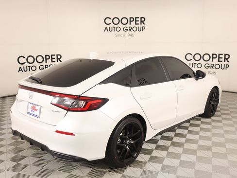 Used 2025 Honda Civic Sport image 19