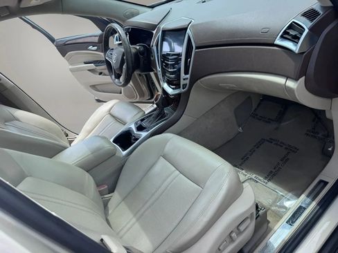 Used 2015 Cadillac SRX Luxury w/ Driver Awareness Package FWD image 10