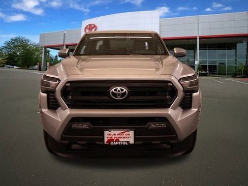 New 2026 Toyota Tacoma SR5 image 7