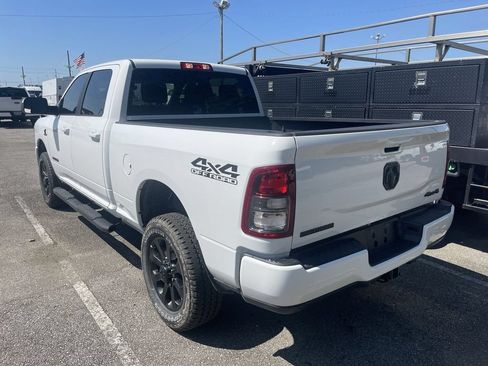 Used 2021 RAM 2500 Big Horn w/ Night Edition AWD/4WD image 11