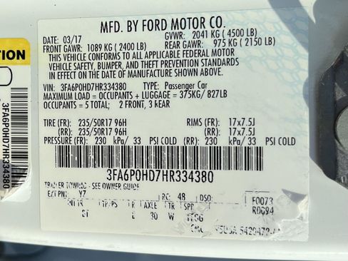 Used 2017 Ford Fusion SE w/ Fusion SE Technology Package FWD image 35