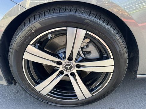 Used 2025 Mercedes-Benz C 300 4MATIC Sedan image 15