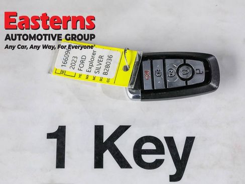 Used 2023 Ford Explorer XLT w/ Equipment Group 202A image 25