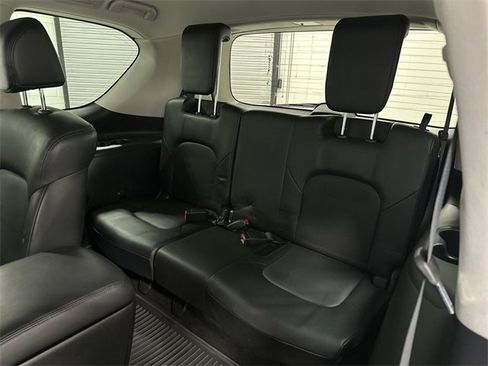 Used 2022 Nissan Armada SL w/ Captain's Chairs Package image 22