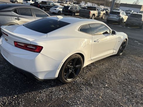 Used 2018 Chevrolet Camaro LT w/ RS Package image 6
