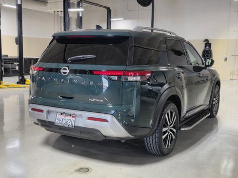 Used 2023 Nissan Pathfinder Platinum image 7