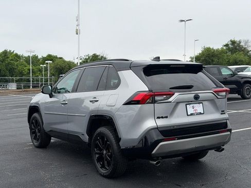Used 2022 Toyota RAV4 XSE w/ XSE Grade Weather Package AWD/4WD image 8