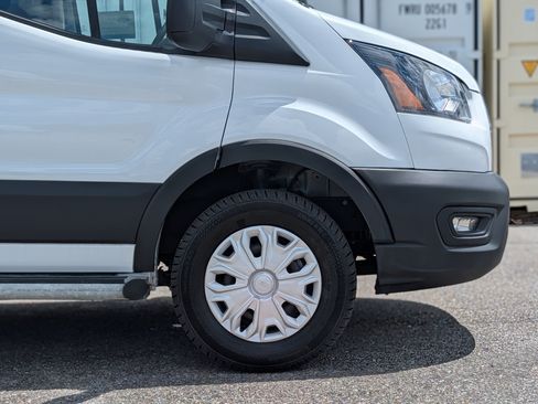 Used 2025 Ford Transit 250 Low Roof w/ Exterior Upgrade Package RWD image 12