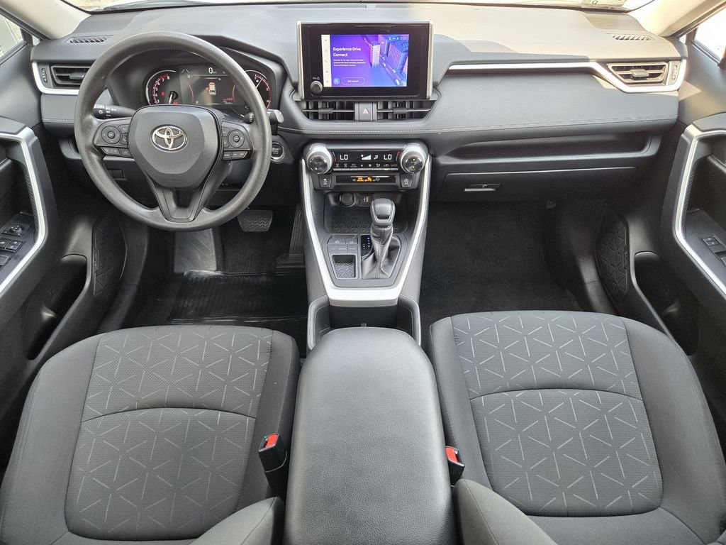 Used 2024 Toyota RAV4 XLE FWD image 22