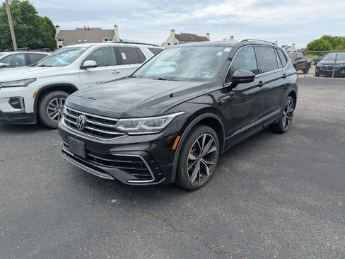 Used 2023 Volkswagen Tiguan SEL R-Line AWD/4WD image 3