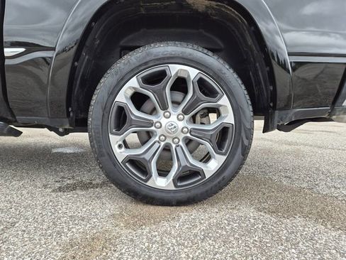 Used 2024 RAM 1500 Limited AWD/4WD image 13