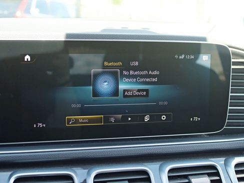 Used 2020 Mercedes-Benz GLE 350 4MATIC image 28