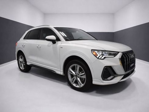 Used 2024 Audi Q3 2.0T Premium Plus w/ Premium Plus Package image 7