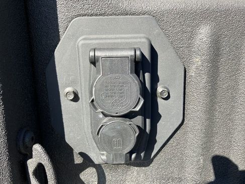 Certified 2024 Ford F250 King Ranch w/ Chrome Package image 36