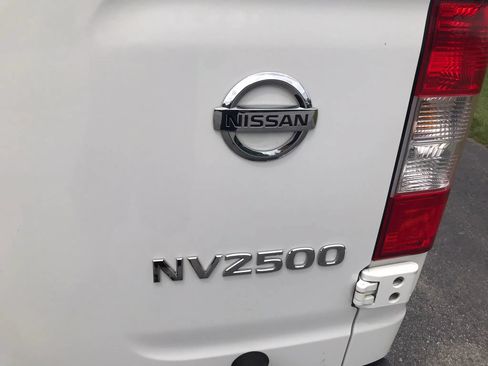 Used 2018 Nissan NV 2500 SV w/ Navigation Package RWD image 27