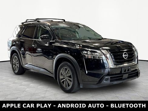 Used 2022 Nissan Pathfinder SV AWD/4WD image 3