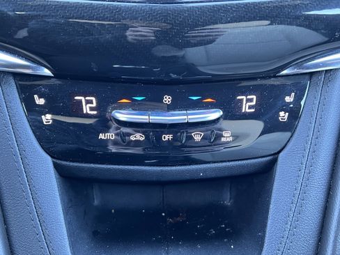 Used 2020 Cadillac XT6 Sport image 30