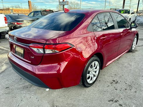 Used 2024 Toyota Corolla LE image 9