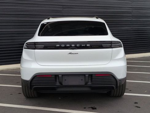 New 2026 Porsche Macan Electric image 10