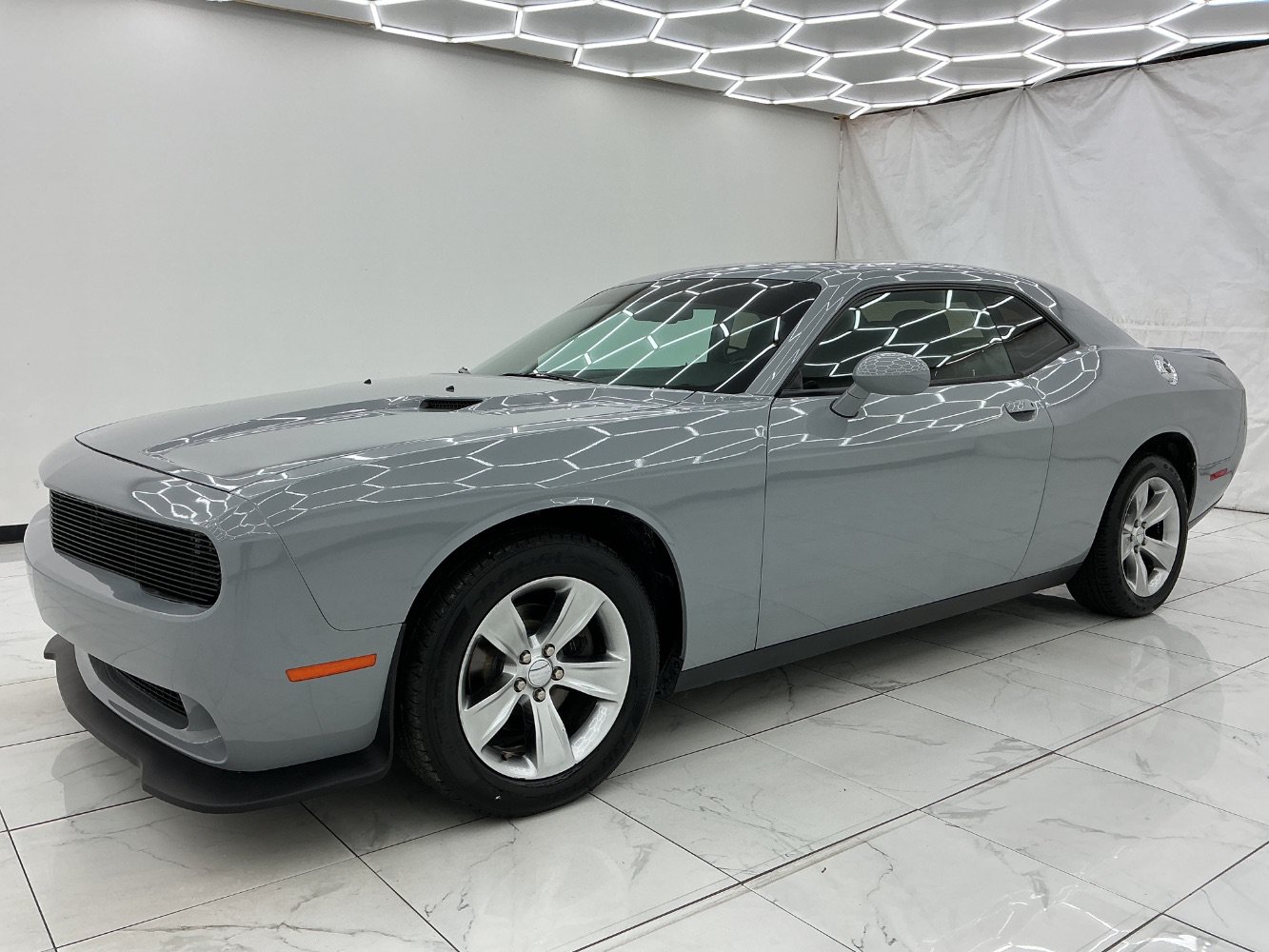 Used 2021 Dodge Challenger SXT RWD image 6