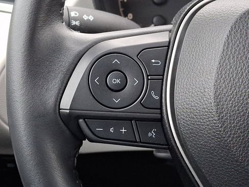 Used 2023 Toyota Corolla Cross LE image 20