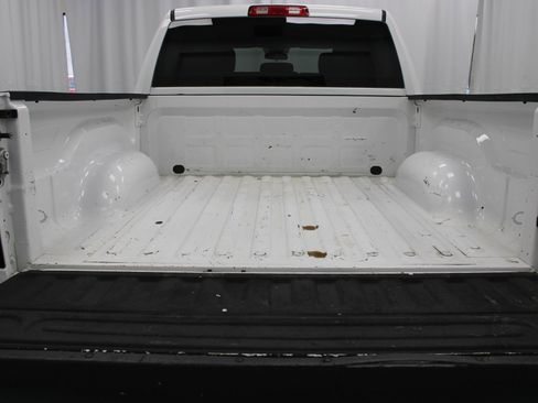 Used 2017 RAM 1500 Express image 16