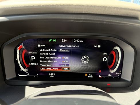 Used 2025 Nissan Rogue SL w/ SL Premium Package AWD/4WD image 21