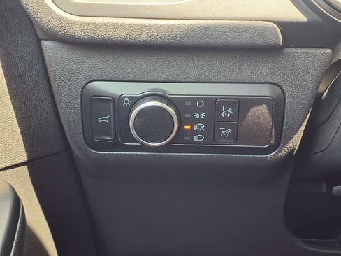 Used 2023 Ford Escape Active w/ Tech Pack #2 AWD/4WD image 18