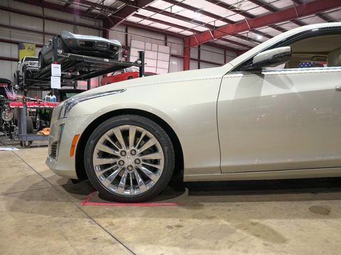 Used 2016 Cadillac CTS Luxury image 3