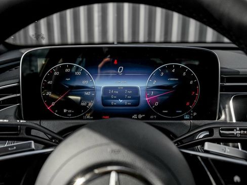 New 2026 Mercedes-Benz E 350 4MATIC Sedan image 13