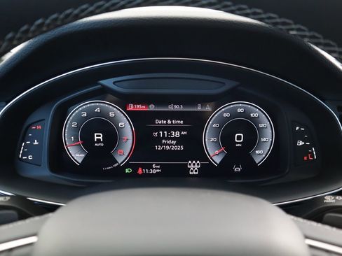 Used 2026 Audi Q7 3.0T Premium Plus image 34