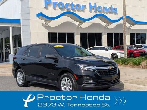 Used 2023 Chevrolet Equinox LS FWD image 1