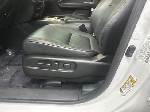 Used 2022 Honda Pilot EX-L image 10