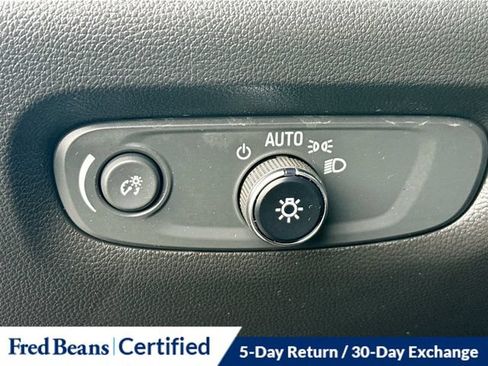 Used 2023 Chevrolet Traverse LT AWD/4WD image 12