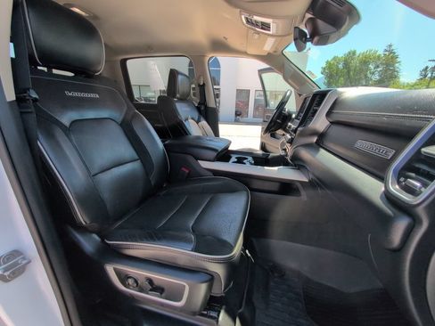 Used 2021 RAM 1500 Laramie AWD/4WD image 33