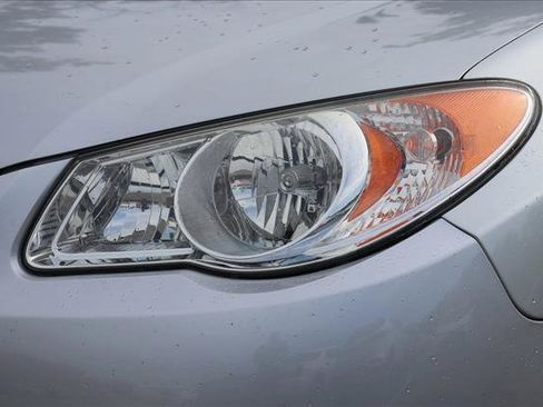 Used 2007 Hyundai Elantra GLS FWD image 10