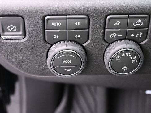 New 2026 Chevrolet Silverado 1500 LT image 34