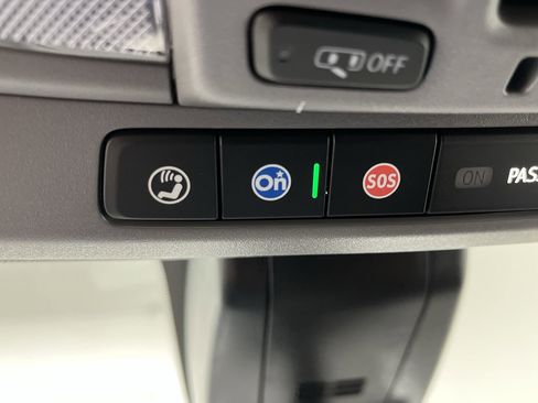 Certified 2022 GMC Sierra 2500 Denali w/ Denali Ultimate Package image 38