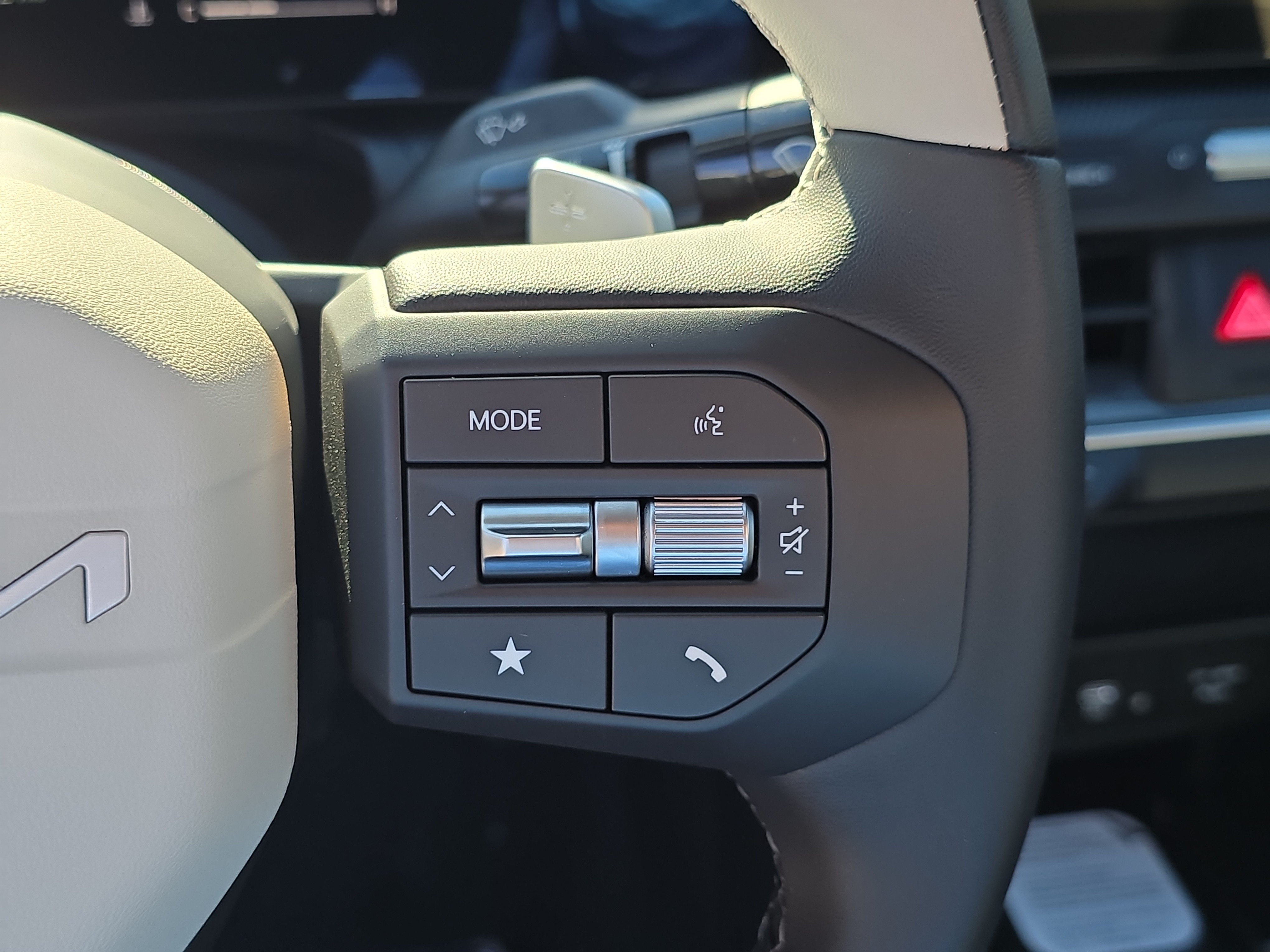 New 2027 Kia K4 GT-Line FWD image 29