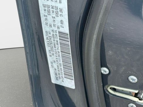 Used 2018 Jeep Compass Limited AWD/4WD image 17