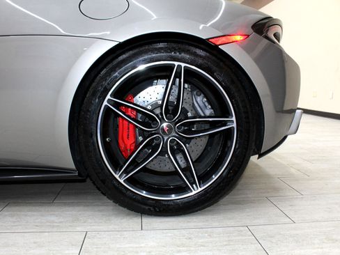 Used 2017 McLaren 570S Coupe image 26