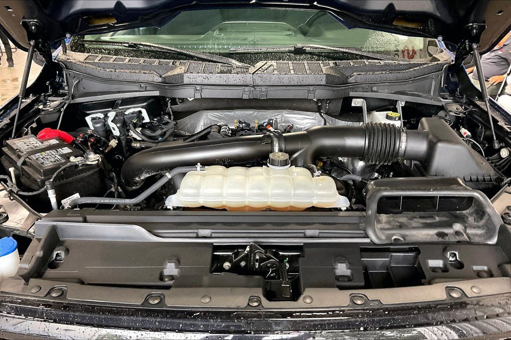 Used 2025 Ford F150 XLT w/ Equipment Group 301A Standard AWD/4WD image 26