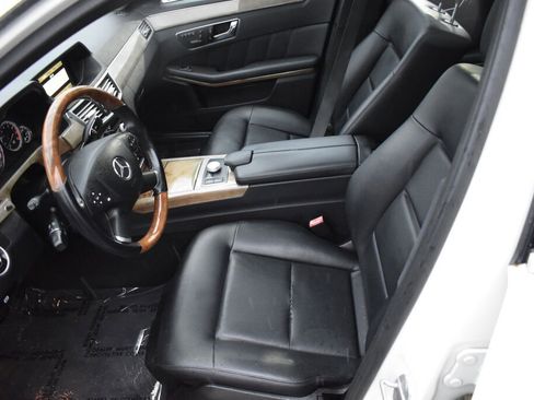 Used 2011 Mercedes-Benz E 350 Sedan image 14