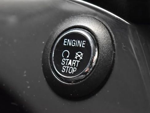 Used 2014 Ford Escape Titanium w/ Equipment Group 401A AWD/4WD image 29