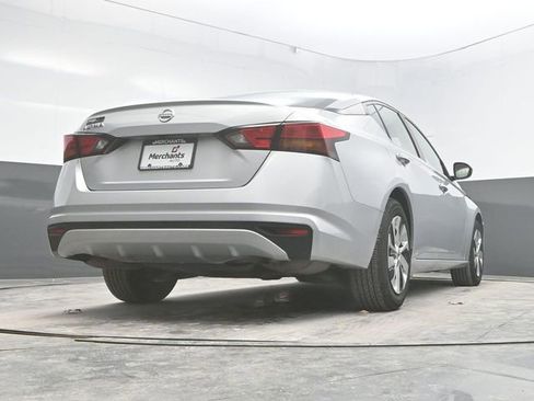 Used 2021 Nissan Altima 2.5 S image 32