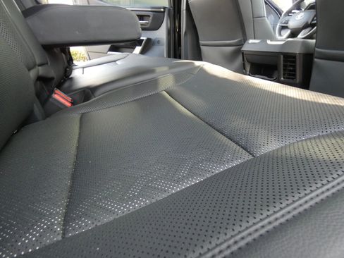 Used 2025 Toyota Tundra Limited image 42