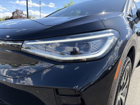 Used 2023 Volkswagen ID.4 Pro S AWD/4WD image 10