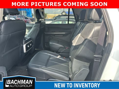 Used 2024 Ford Expedition Max XLT AWD/4WD image 7