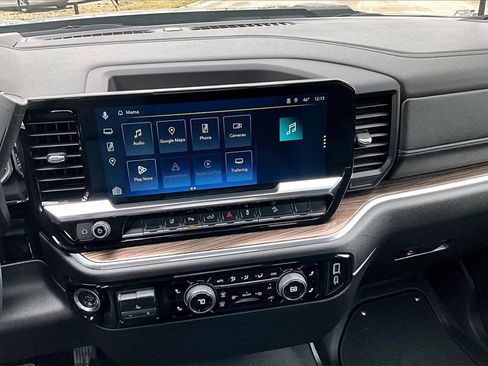 Used 2025 Chevrolet Silverado 2500 LT w/ Trail Boss Package image 6