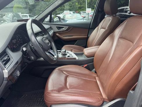 Used 2019 Audi Q7 2.0T Premium Plus AWD/4WD image 26